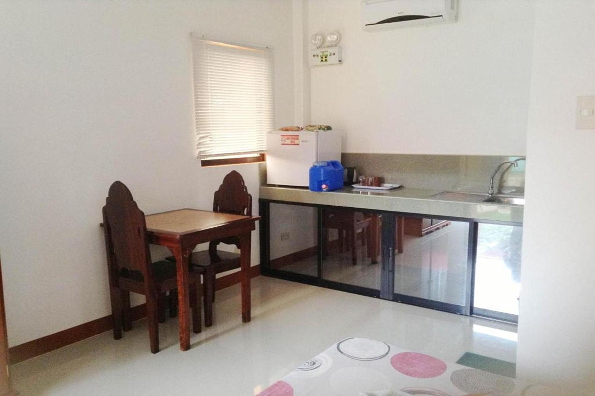 Citadel Bed And Breakfast Puerto Princesa Екстер'єр фото