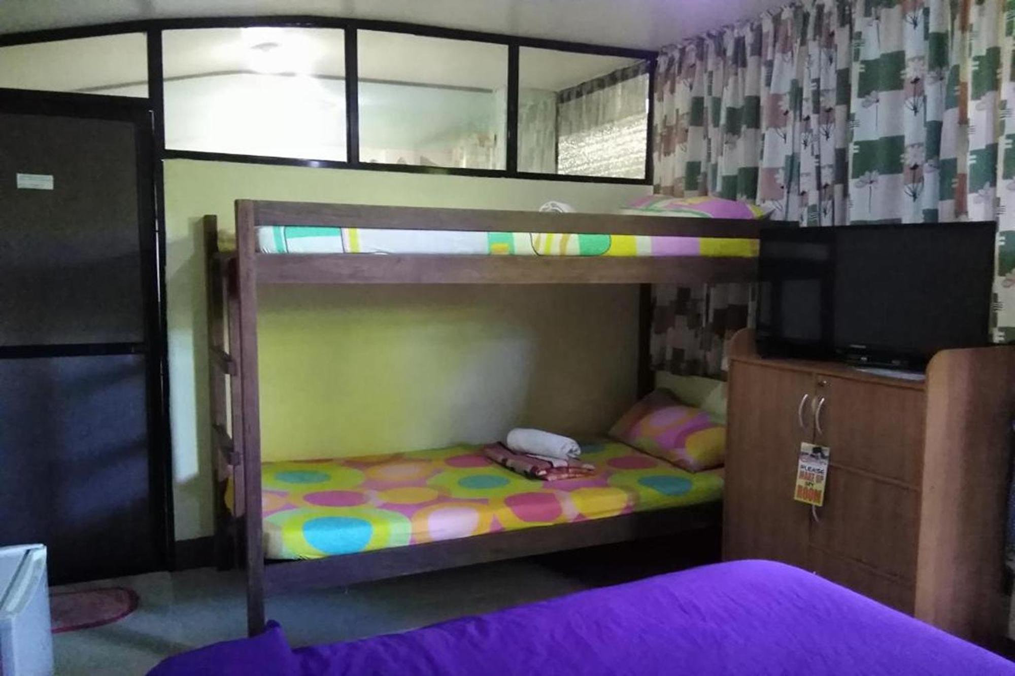 Citadel Bed And Breakfast Puerto Princesa Екстер'єр фото