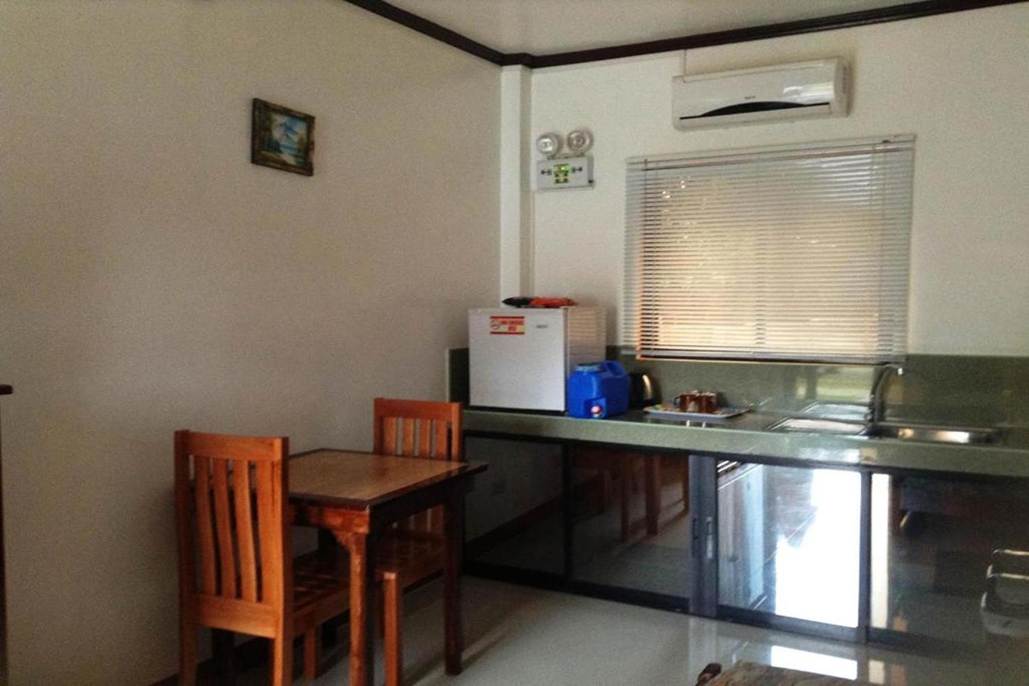 Citadel Bed And Breakfast Puerto Princesa Екстер'єр фото