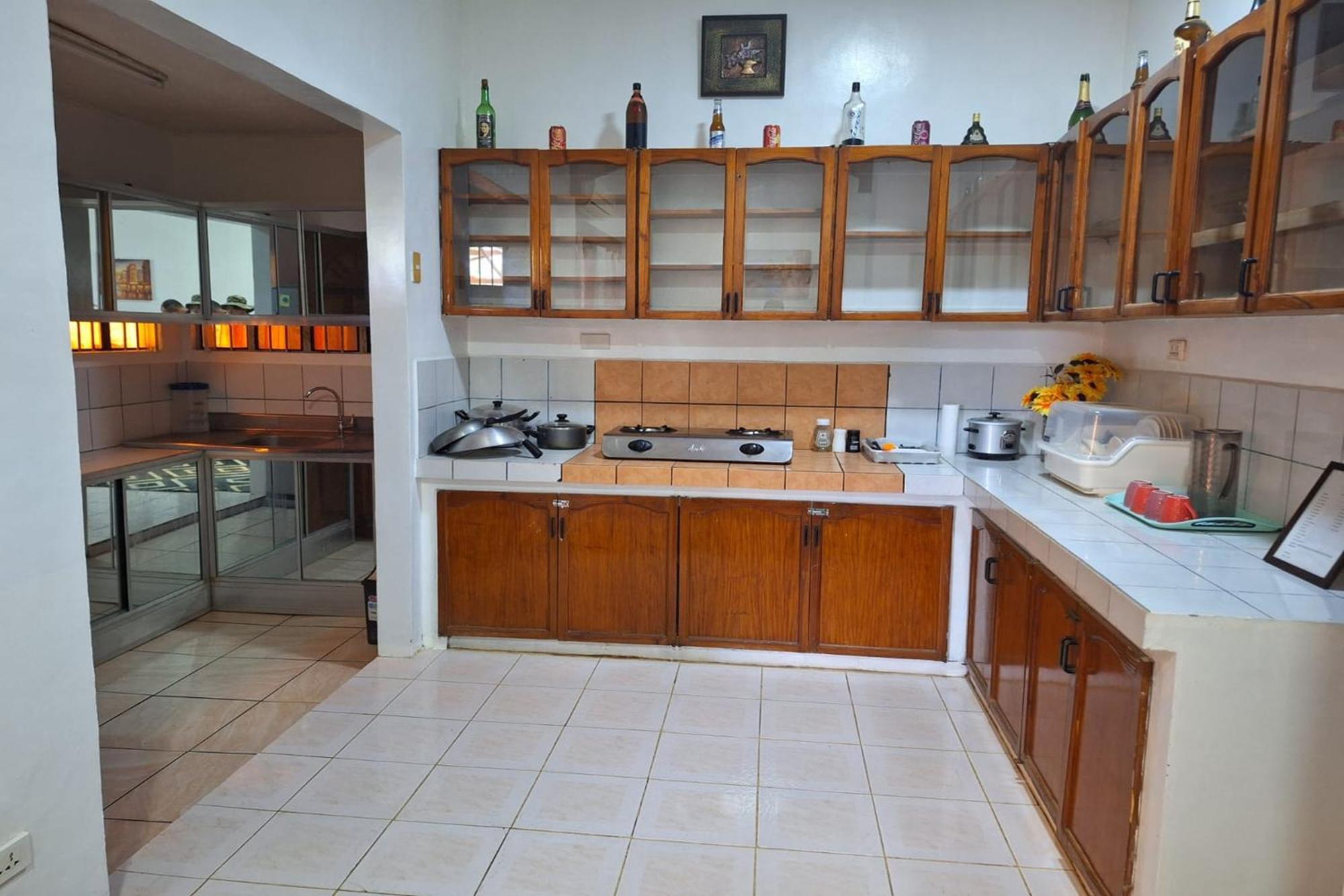 Citadel Bed And Breakfast Puerto Princesa Екстер'єр фото