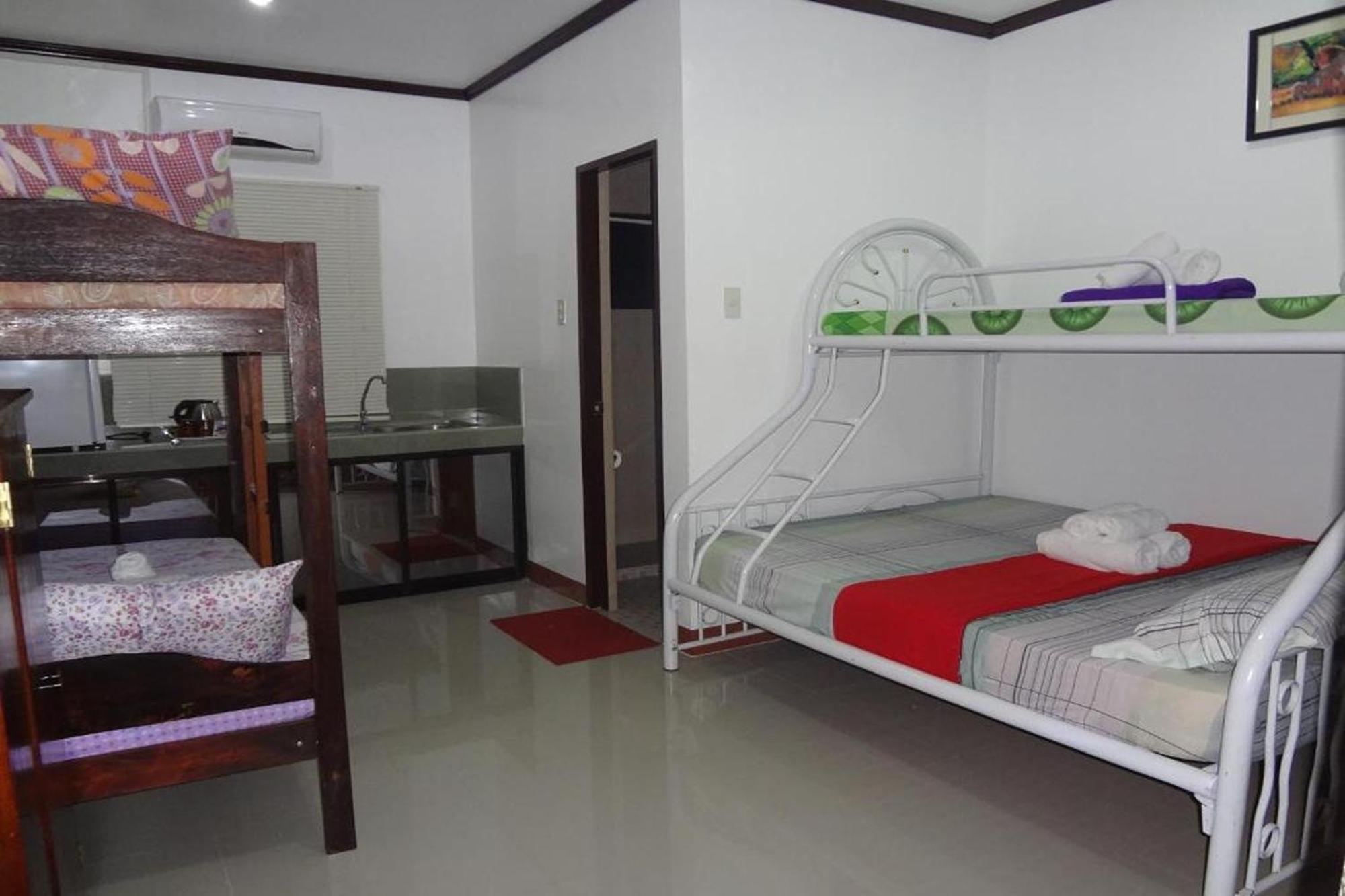 Citadel Bed And Breakfast Puerto Princesa Екстер'єр фото