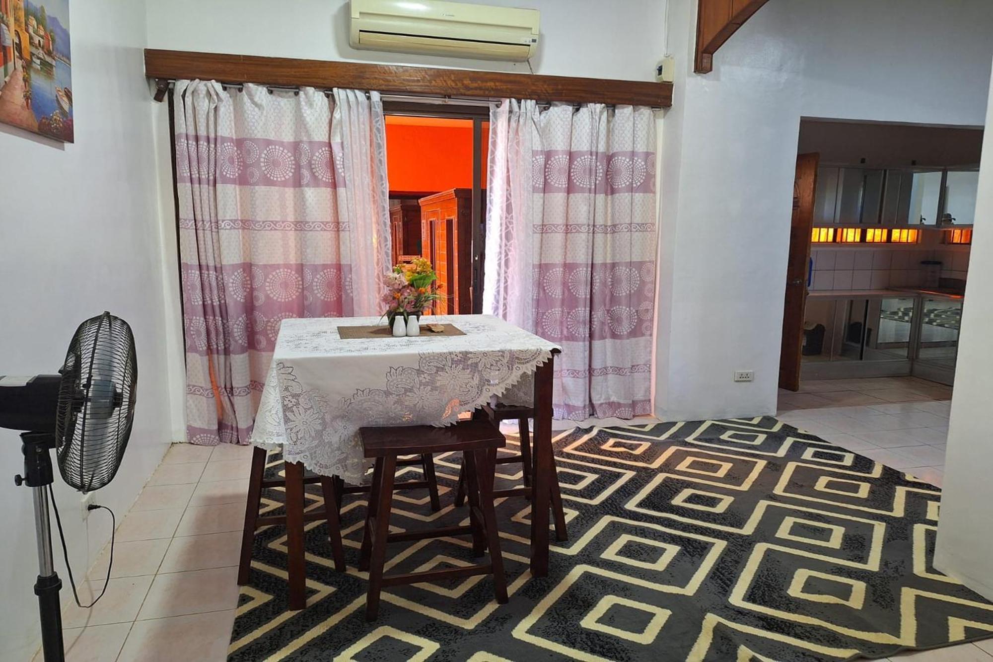 Citadel Bed And Breakfast Puerto Princesa Екстер'єр фото