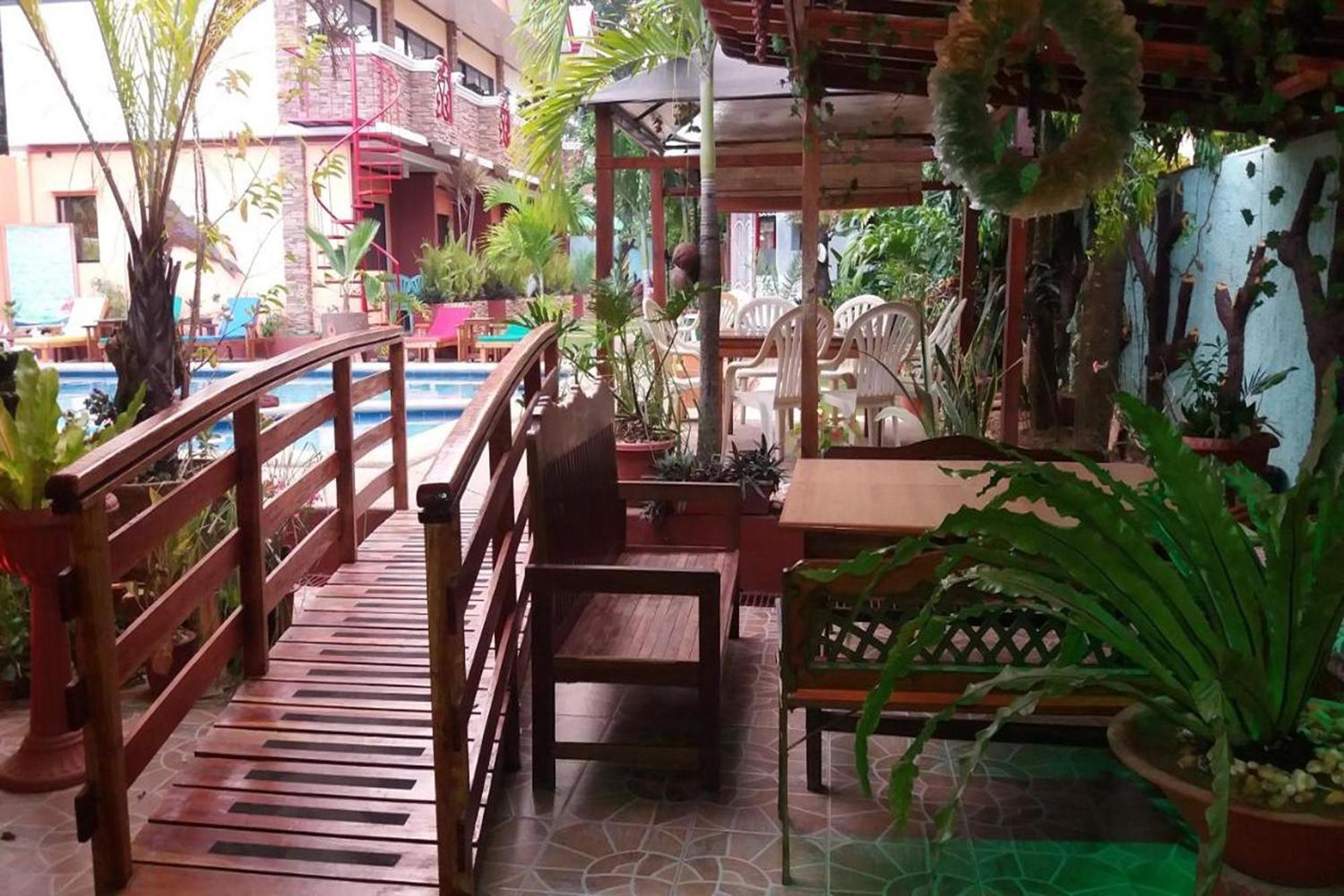 Citadel Bed And Breakfast Puerto Princesa Екстер'єр фото