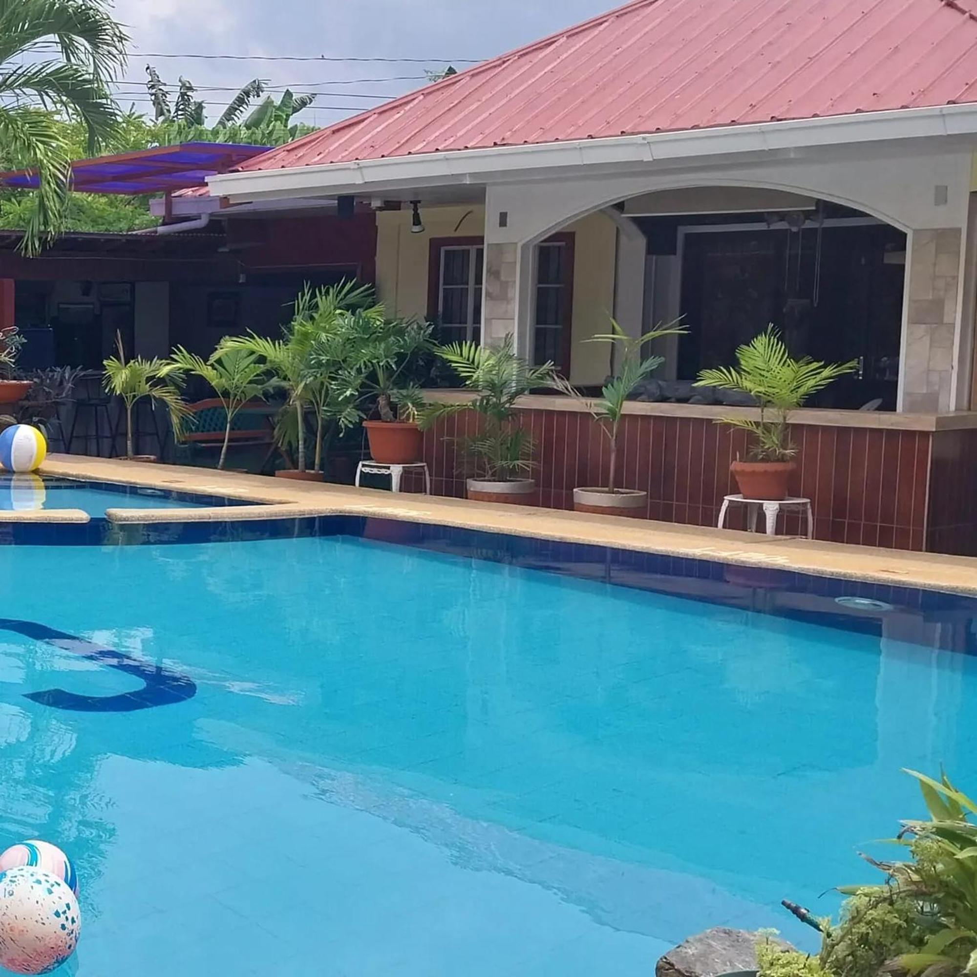 Citadel Bed And Breakfast Puerto Princesa Екстер'єр фото